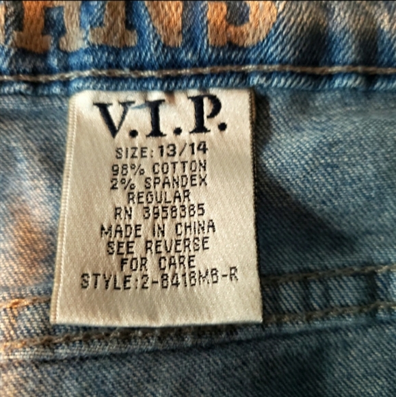 VIP Distressed Jeans/Capris - Picture 8 of 8